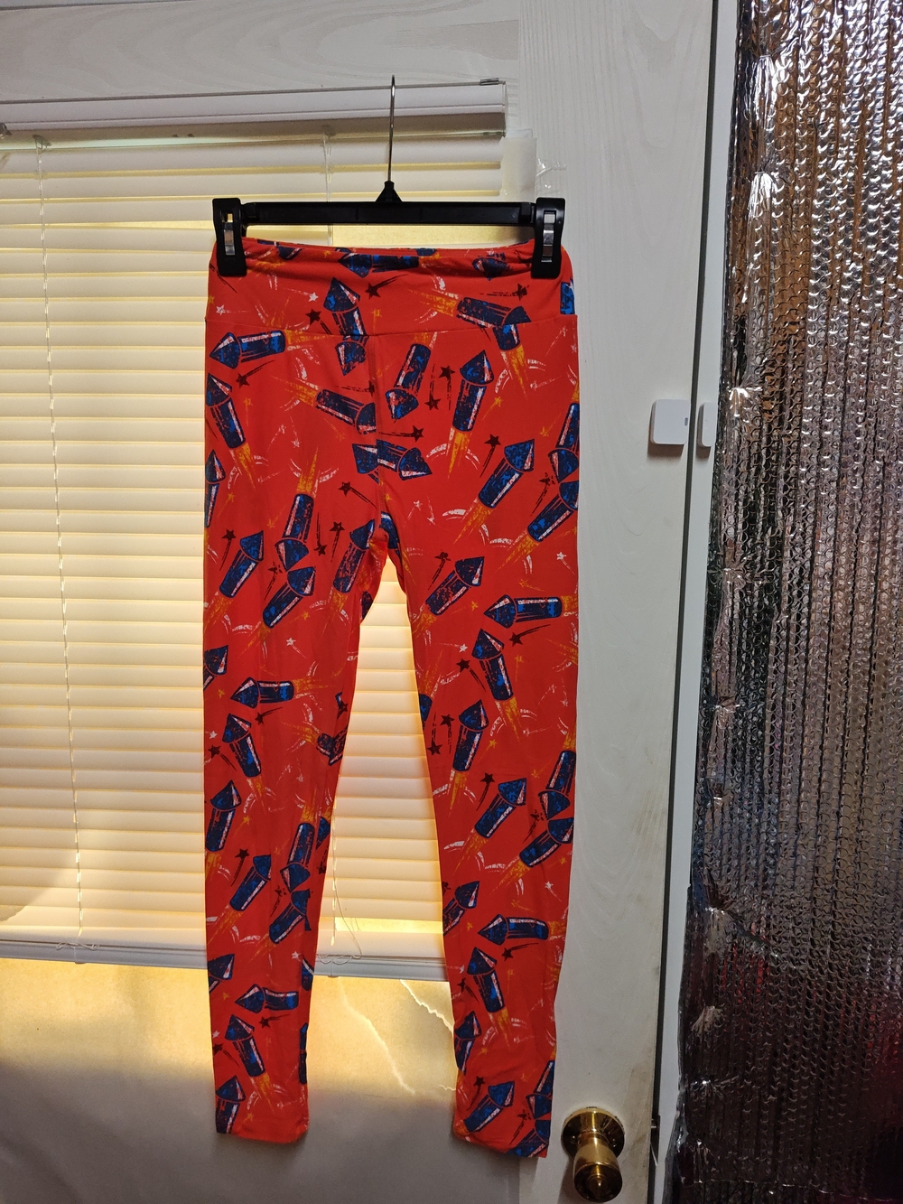 LuLaRoe Red Leggings with Blue Rocket Print